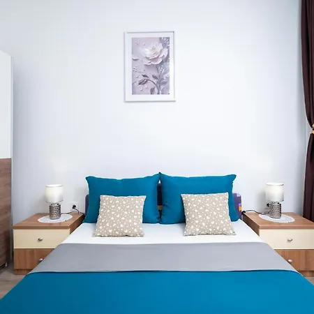 3 Bedroom Lovely In Apartment Fazana