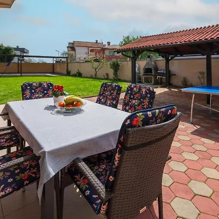 3 Bedroom Lovely In
