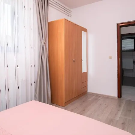 3 Bedroom Lovely In